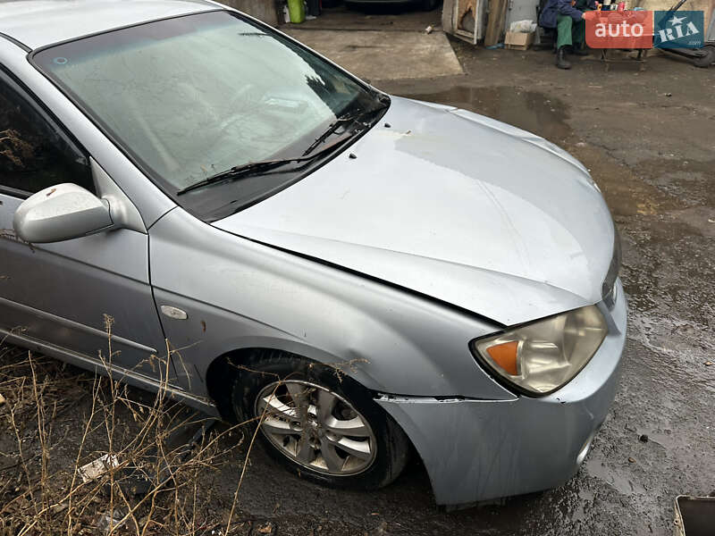 Седан Kia Cerato 2006 в Киеве фото 10 Седан Kia Cerato 2006 в Киеве