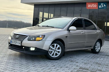 Седан Kia Cerato 2008 в Черновцах
