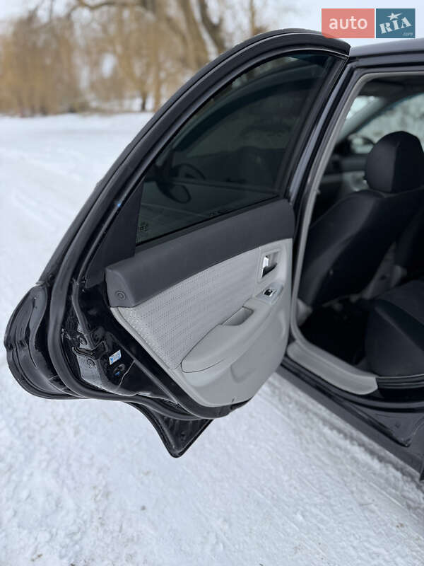 Седан Kia Cerato 2007 в Тернополі