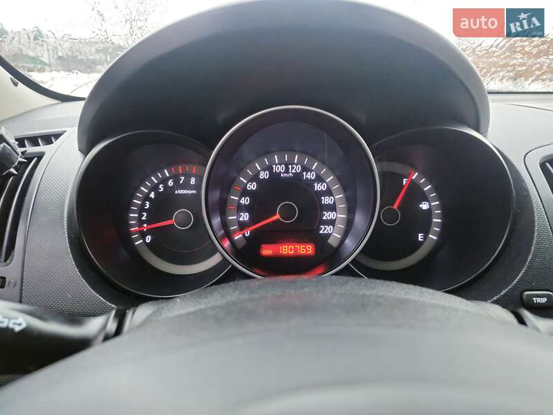 Седан Kia Cerato 2009 в Ахтырке фото 2 Седан Kia Cerato 2009 в Ахтырке