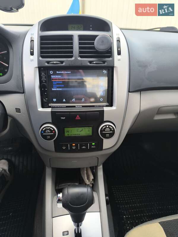 Седан Kia Cerato 2008 в Кагарлику