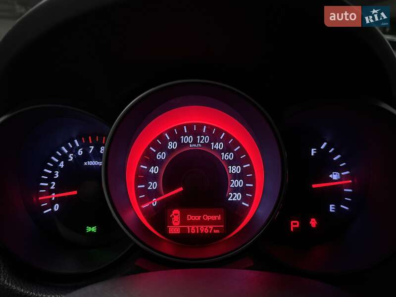 Седан Kia Cerato 2011 в Києві