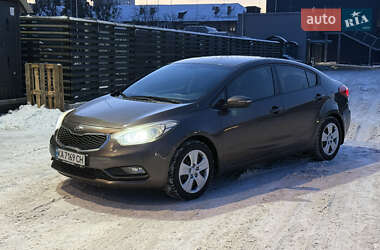Седан Kia Cerato 2014 в Києві