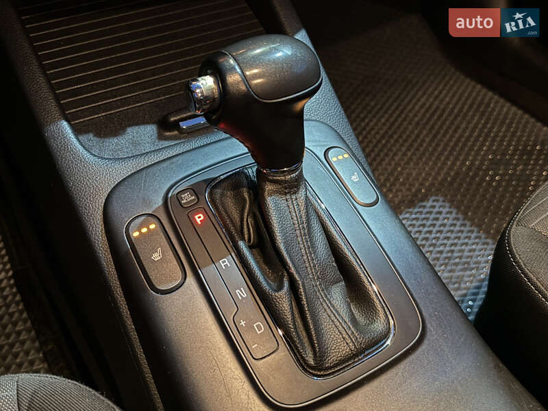 Седан Kia Cerato 2014 в Києві