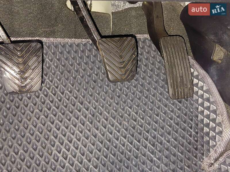 Седан Kia Cerato 2012 в Львове