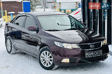 Седан Kia Cerato 2011 в Харкові
