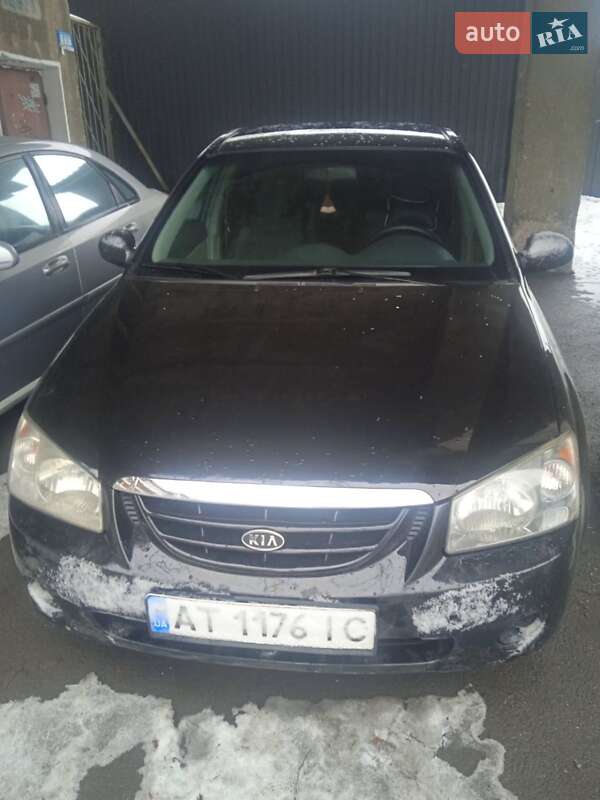Kia Cerato 2005