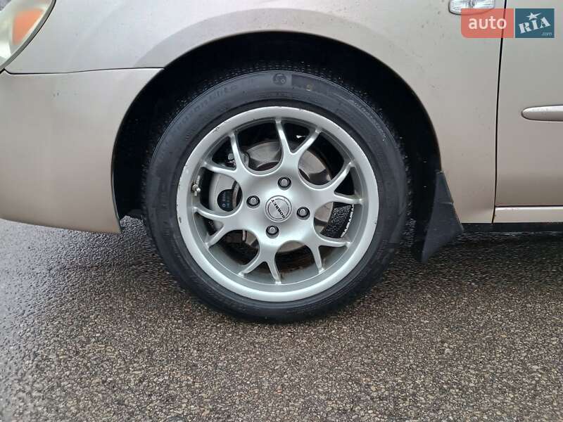 Седан Kia Cerato 2006 в Запорожье