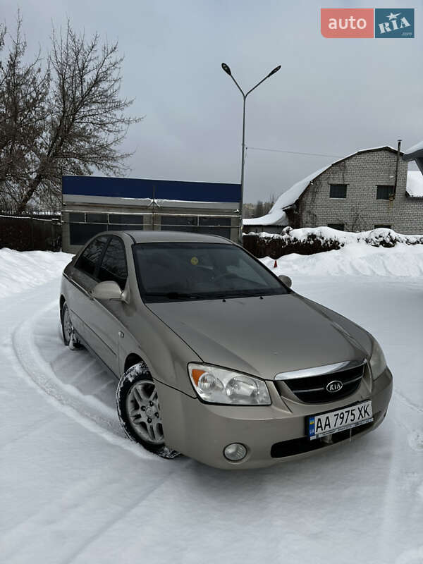 Kia Cerato 2006
