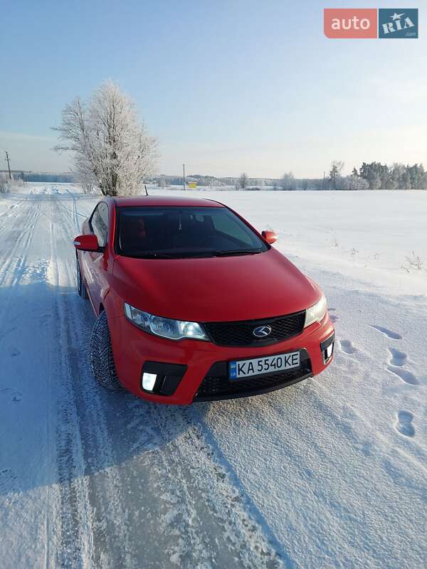 Купе Kia Cerato 2010 в Києві фото 2 Купе Kia Cerato 2010 в Києві