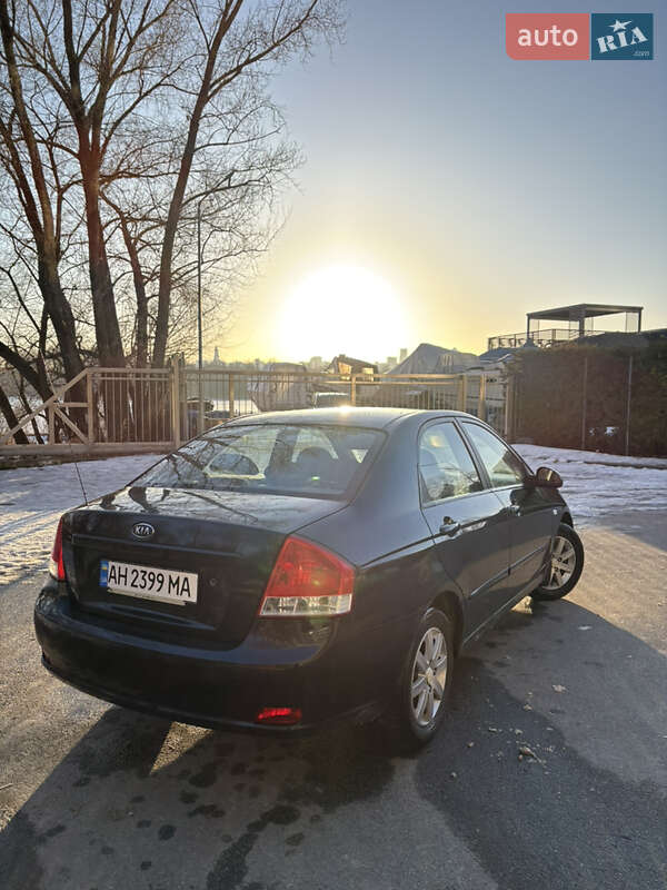 Седан Kia Cerato 2008 в Киеве