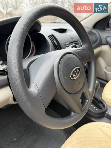 Седан Kia Cerato 2009 в Каменском фото 9 Седан Kia Cerato 2009 в Каменском