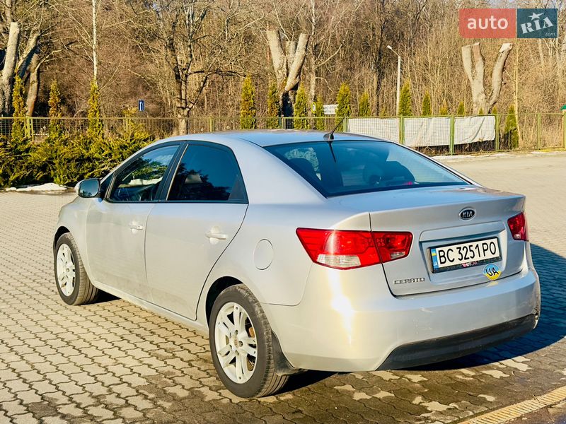 Седан Kia Cerato 2009 в Львове фото 4 Седан Kia Cerato 2009 в Львове