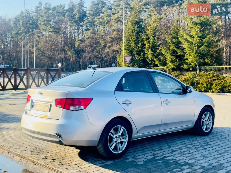 Седан Kia Cerato 2009 в Львове фото 6 Седан Kia Cerato 2009 в Львове