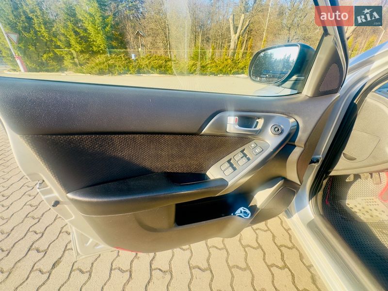 Седан Kia Cerato 2009 в Львове фото 9 Седан Kia Cerato 2009 в Львове