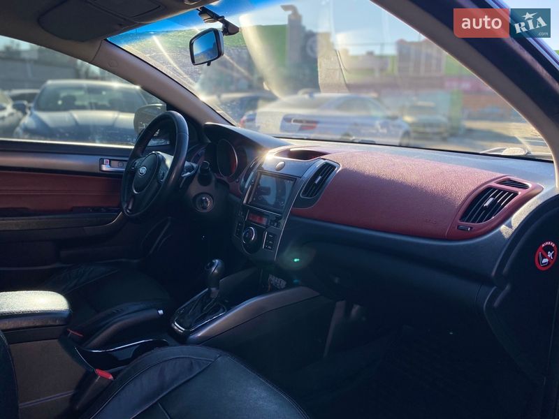 Купе Kia Cerato 2011 в Киеве