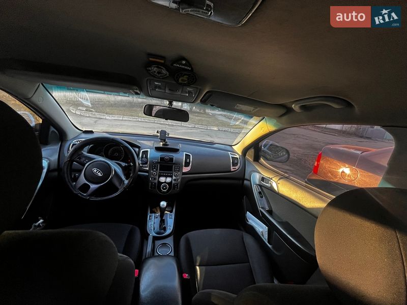 Седан Kia Cerato 2009 в Кропивницькому