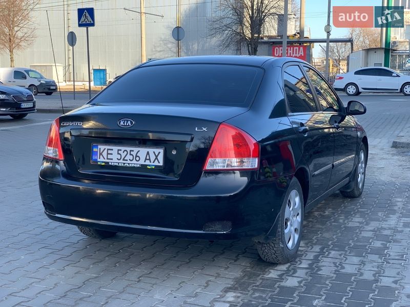 Седан Kia Cerato 2007 в Днепре
