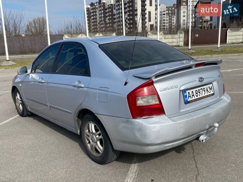 Седан Kia Cerato 2006 в Києві