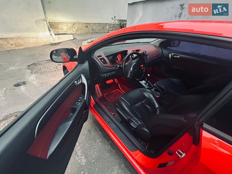 Купе Kia Cerato 2010 в Києві