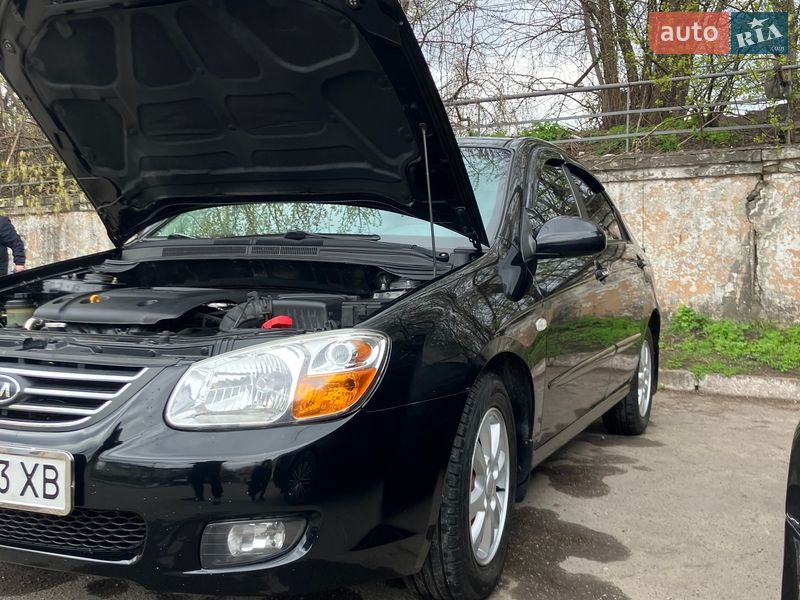 Седан Kia Cerato 2008 в Каменском