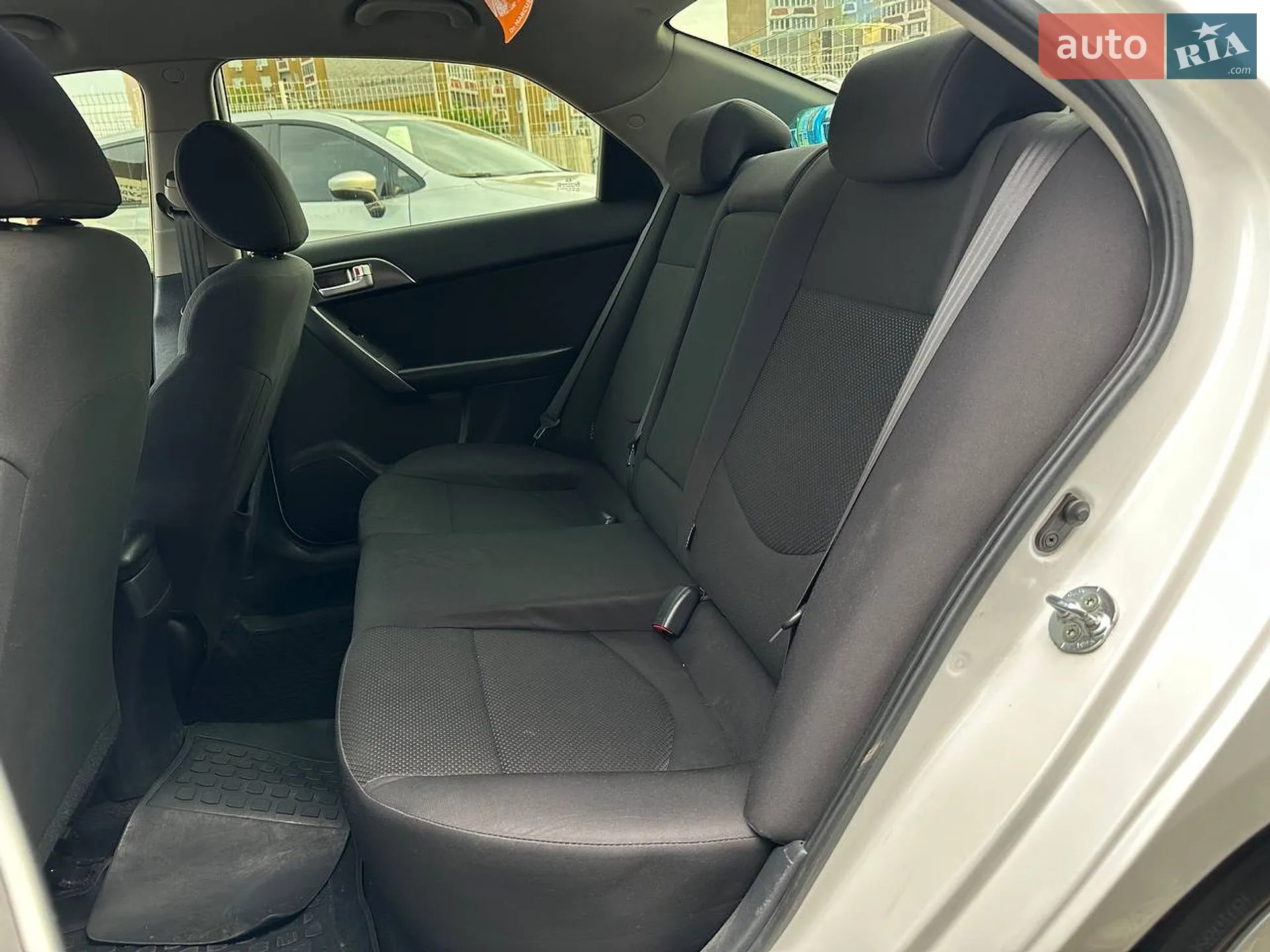 2012 Kia Cerato - мініатюра 10