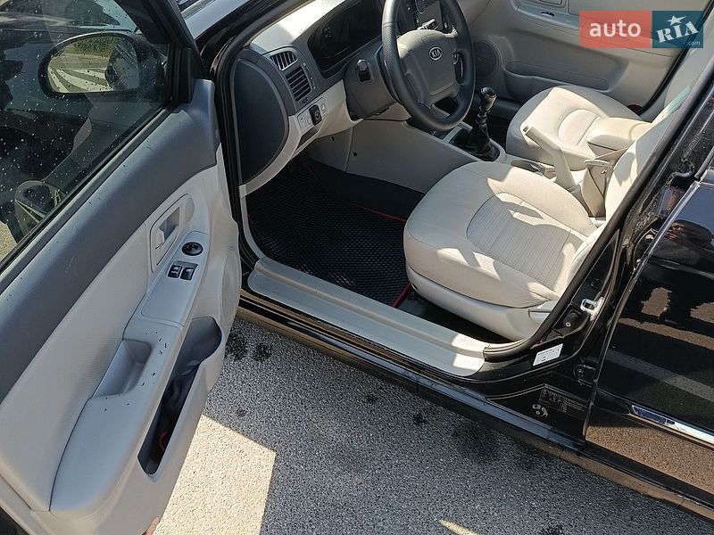 Седан Kia Cerato 2008 в Вышгороде