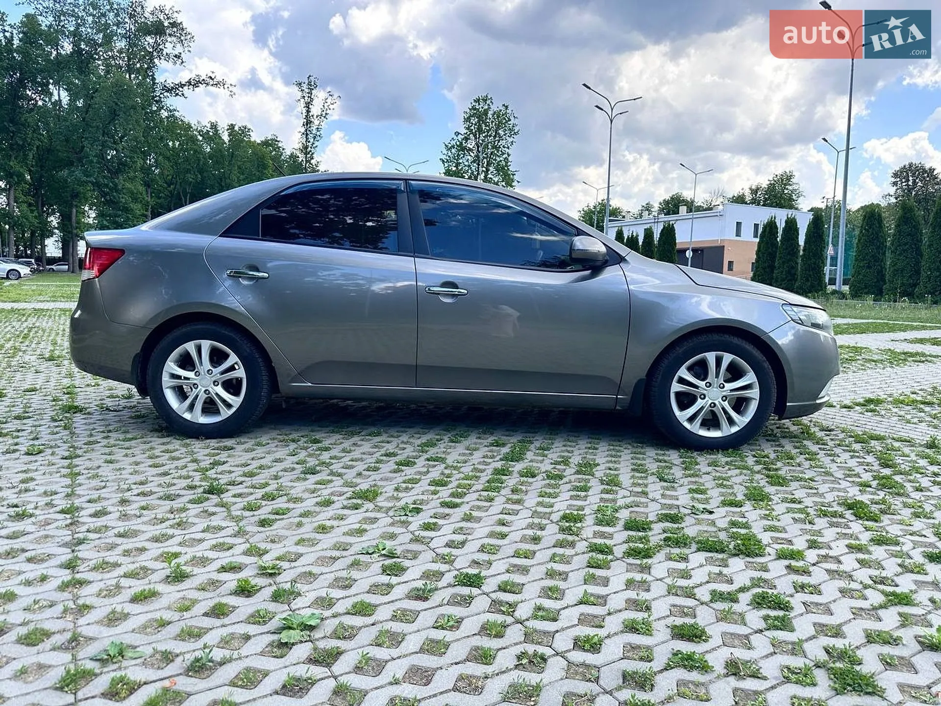 2011 Kia Cerato - мініатюра 3