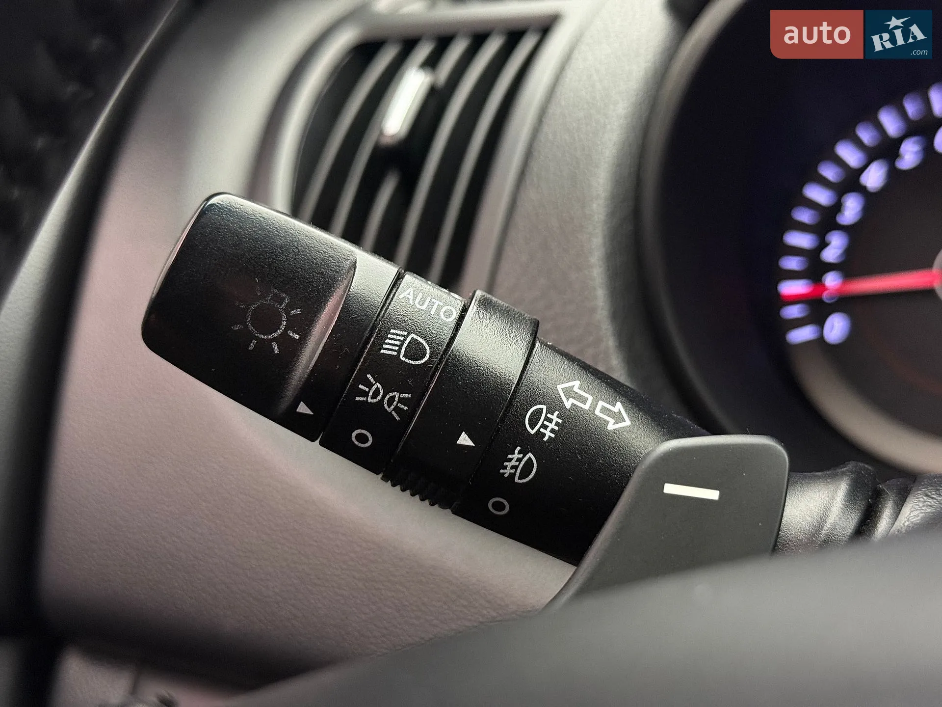 2012 Kia Cerato - мініатюра 18