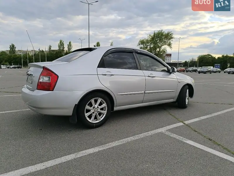 Kia Cerato 2005 VIN Y6LFE22225L000012 фото оголошення 4 з 47