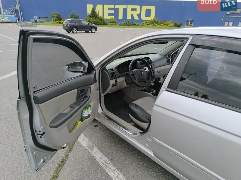 Kia Cerato 2005 VIN Y6LFE22225L000012 фото оголошення 14 з 47