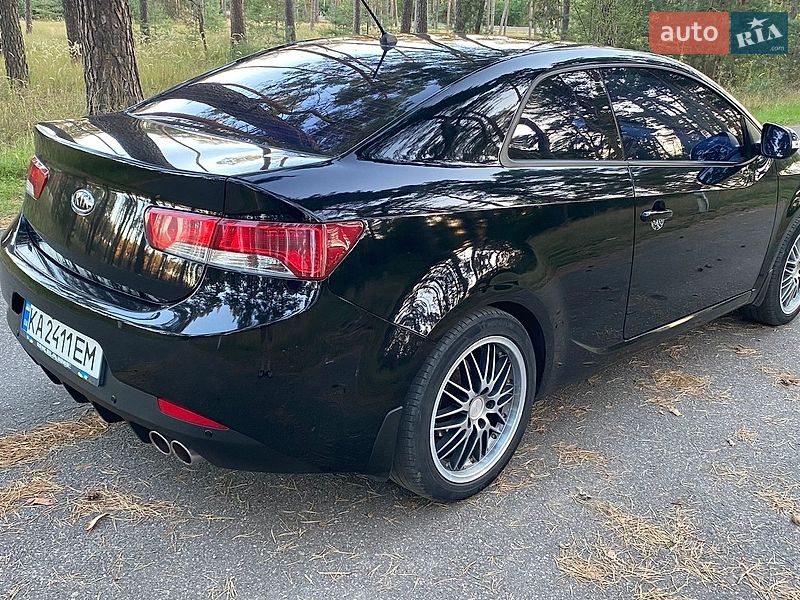 Купе Kia Cerato 2010 в Александровке
