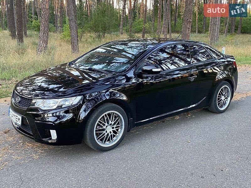 Купе Kia Cerato 2010 в Александровке
