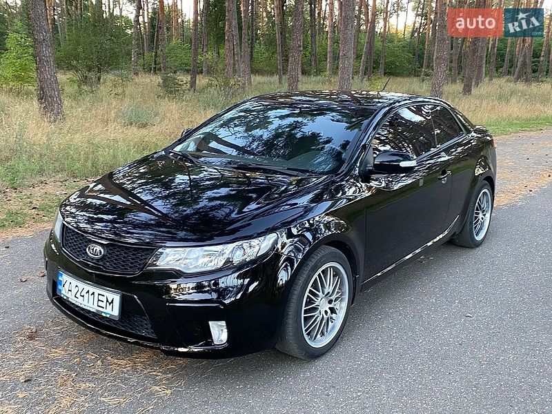 Купе Kia Cerato 2010 в Александровке