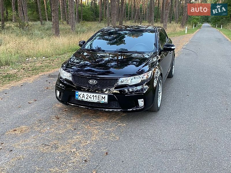 Купе Kia Cerato 2010 в Александровке