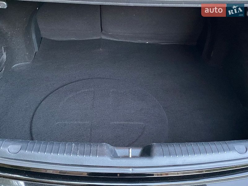 Купе Kia Cerato 2010 в Александровке