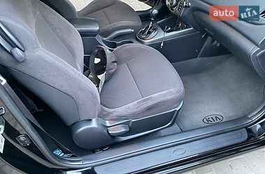 Купе Kia Cerato 2010 в Александровке