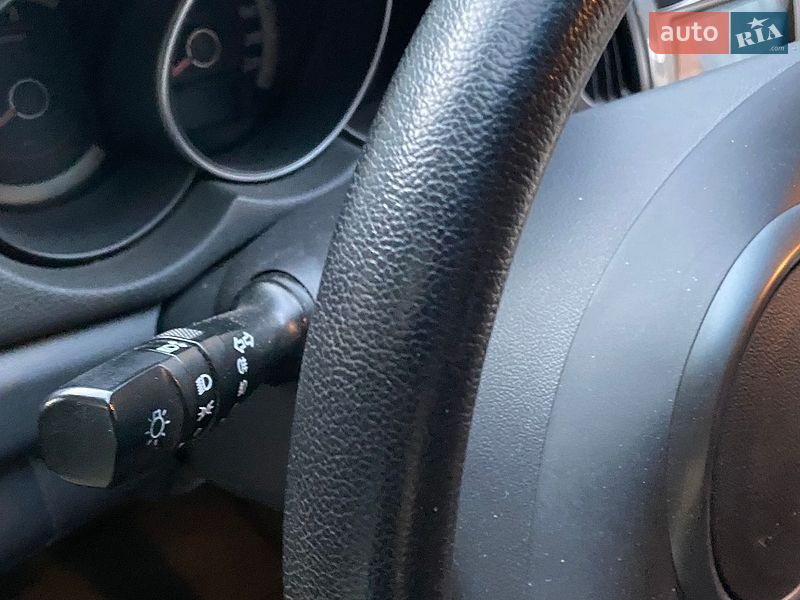 Купе Kia Cerato 2010 в Александровке