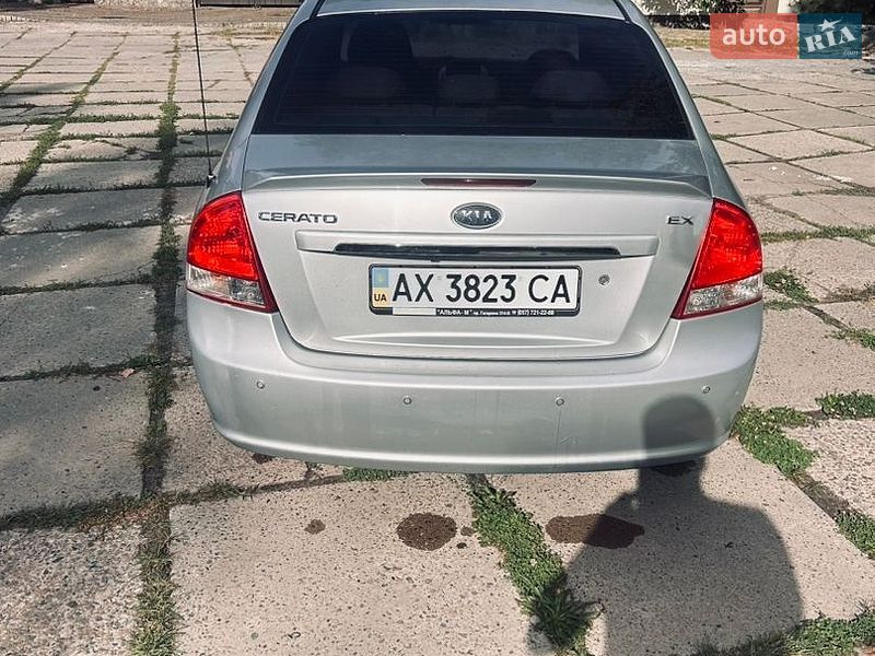 Седан Kia Cerato 2009 в Харькове
