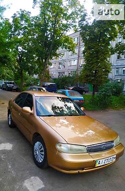 Седан Kia Clarus 1997 в Киеве