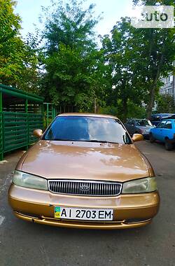 Седан Kia Clarus 1997 в Киеве