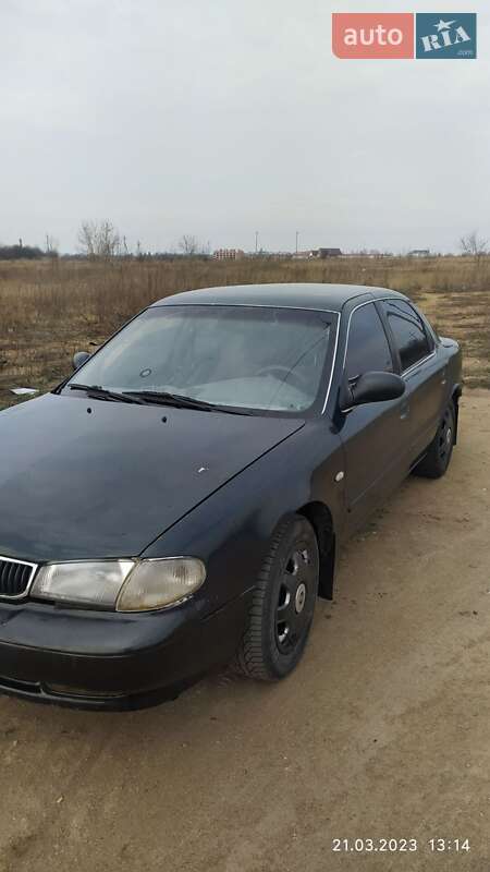 Седан Kia Clarus 1997 в Житомирі