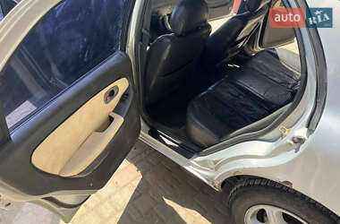 Седан Kia Clarus 2000 в Болграде