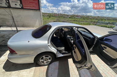Седан Kia Clarus 2000 в Болграде