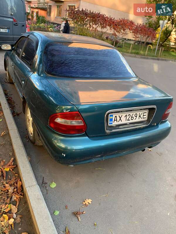 Седан Kia Clarus 1998 в Полтаве