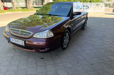 Седан Kia Clarus 1998 в Черкассах