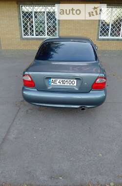 Седан Kia Clarus 1998 в Днепре