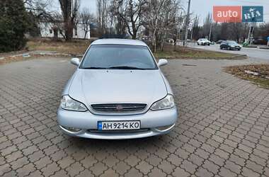 Седан Kia Clarus 2000 в Дніпрі