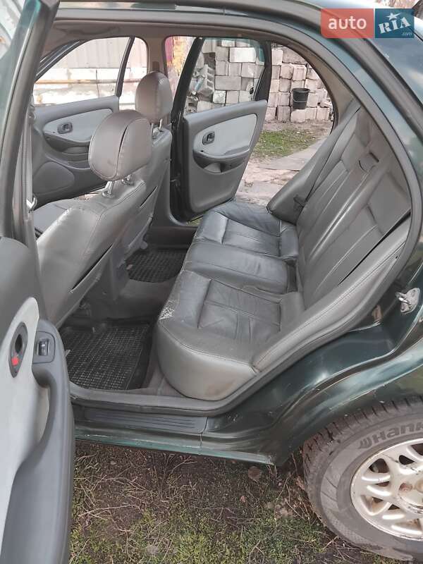Седан Kia Clarus 1997 в Харкові