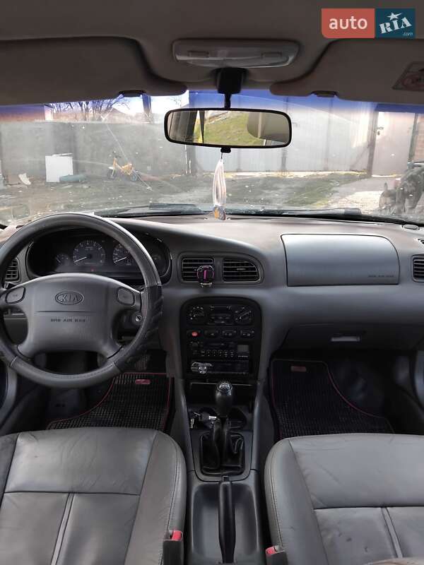 Седан Kia Clarus 1997 в Харкові